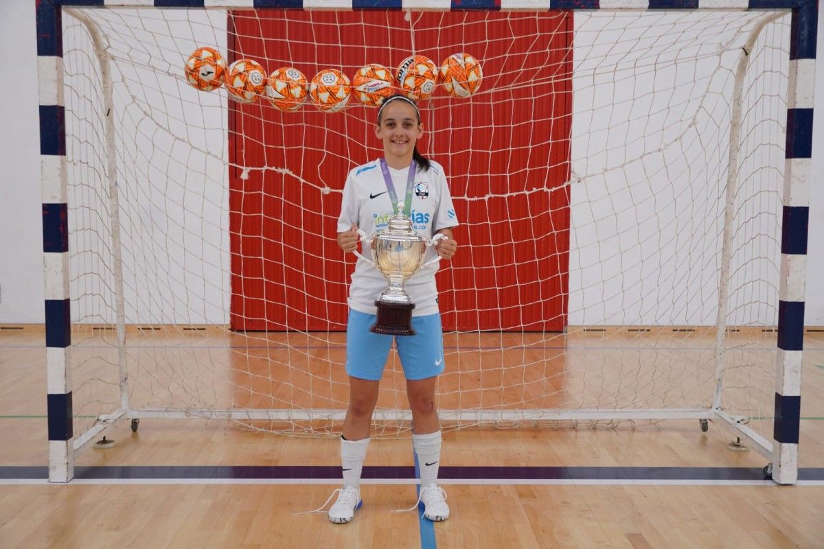 Lía Ayestarán, nunha convocatoria coa Selección Galega
