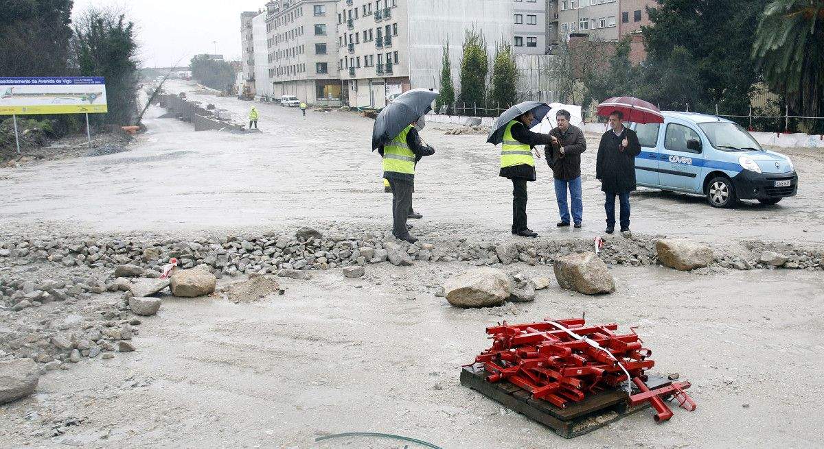 Visita do alcalde de Pontevedra ás obras do desdobramento da avenida de Vigo