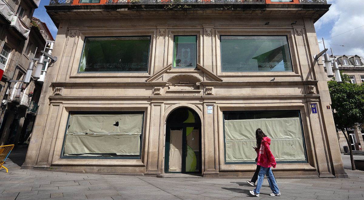 Antigo edificio de Olmedo en Curros Enríquez