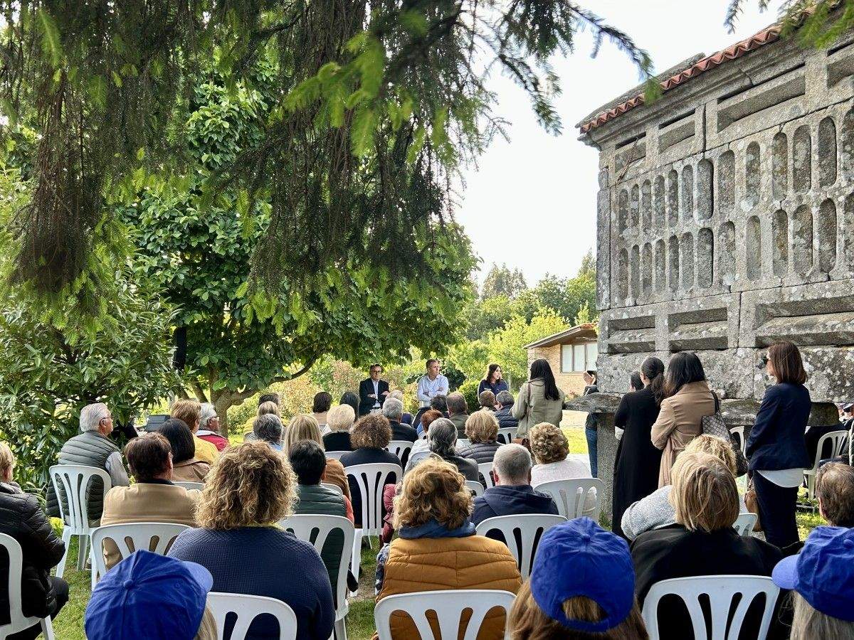 Encuentro de Rafa Domínguez con asociaciones de mujeres del rural