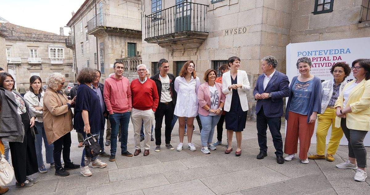 Acto electoral do BNG diante do Museo de Pontevedra