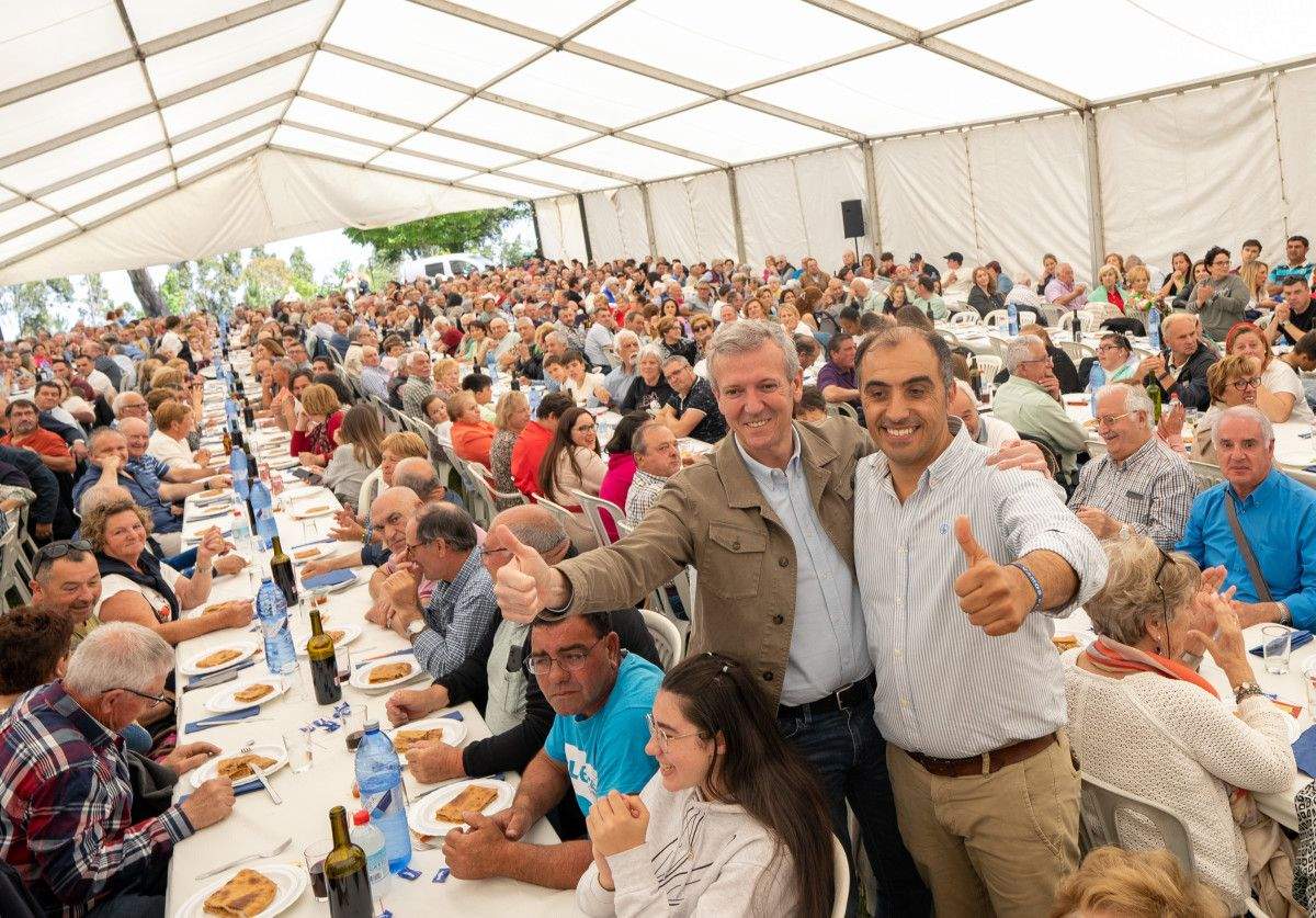 Alfonso Rueda e Ángel Moldes, na romaría do PP en Castrove