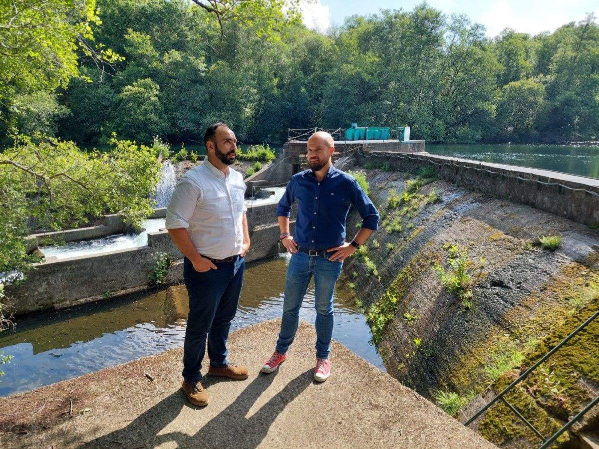 Los candidatos del PSOE a las alcaldías de Pontevedra y Campo Lameiro, Iván Puentes y Daniel Vidal