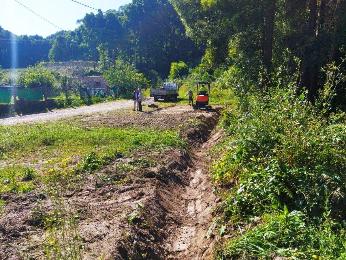 Acondicionamiento del área de servicios para autocaravanas de Achadiza