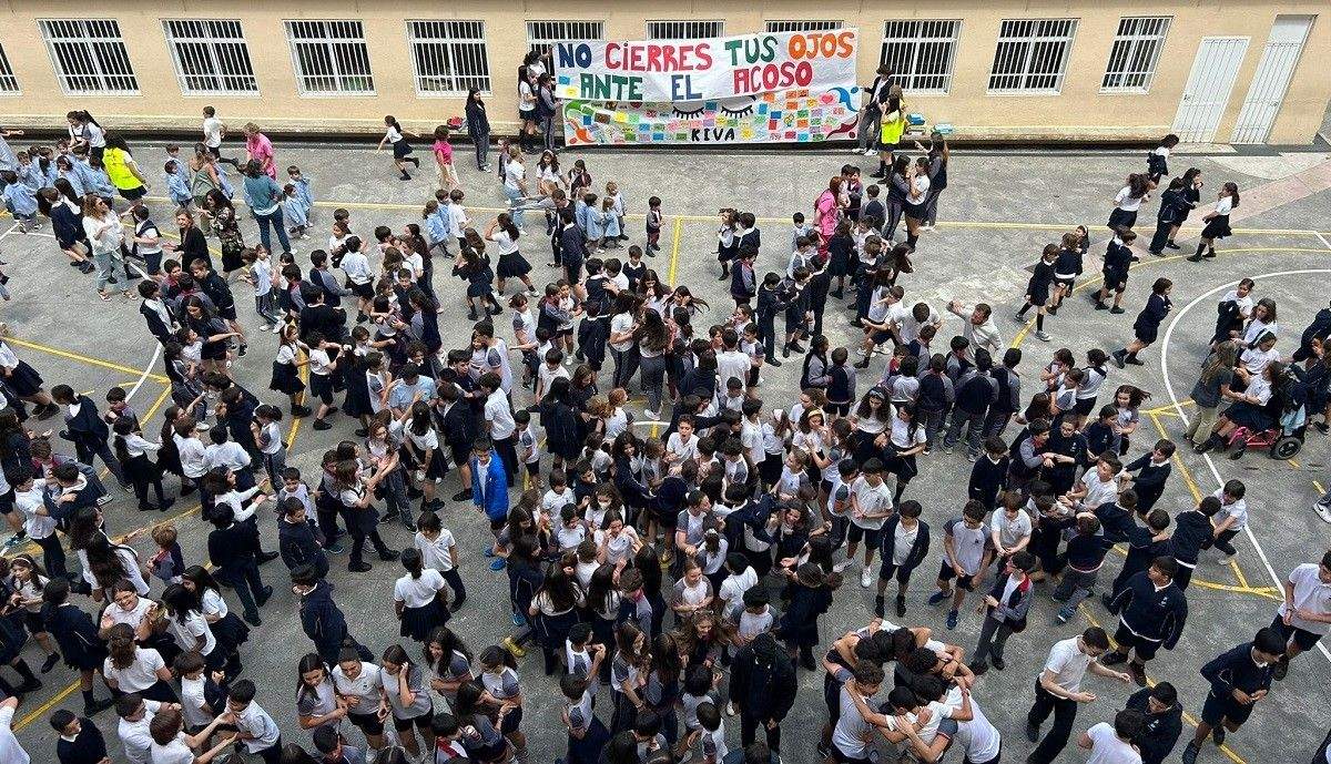Actividad contra el acoso escolar en el colegio Doroteas