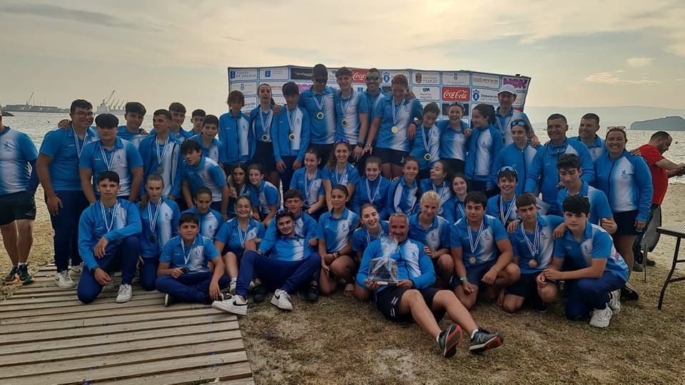 Náutico de Cobres, campeón de la segunda regata de la Liga Gallega de Kayak de Mar