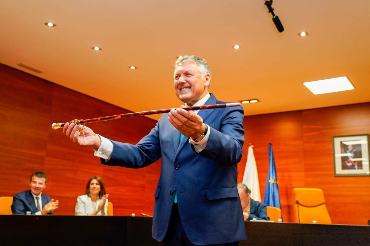 Investidura de Telmo Martín como alcalde de Sanxenxo
