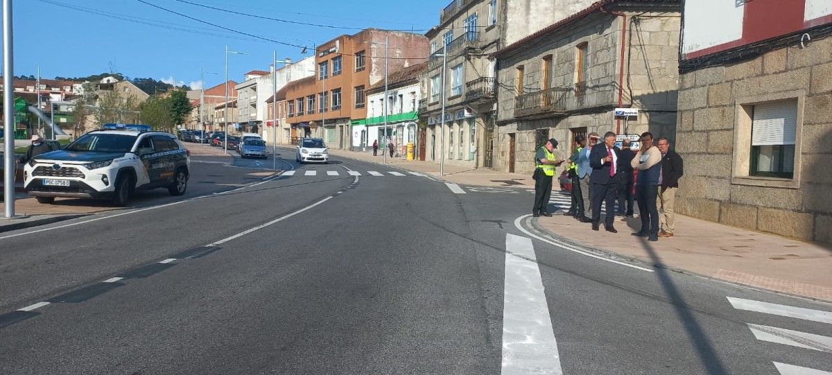 Convierten en discontinua la línea en tres cruces de la carretera en Vilalonga