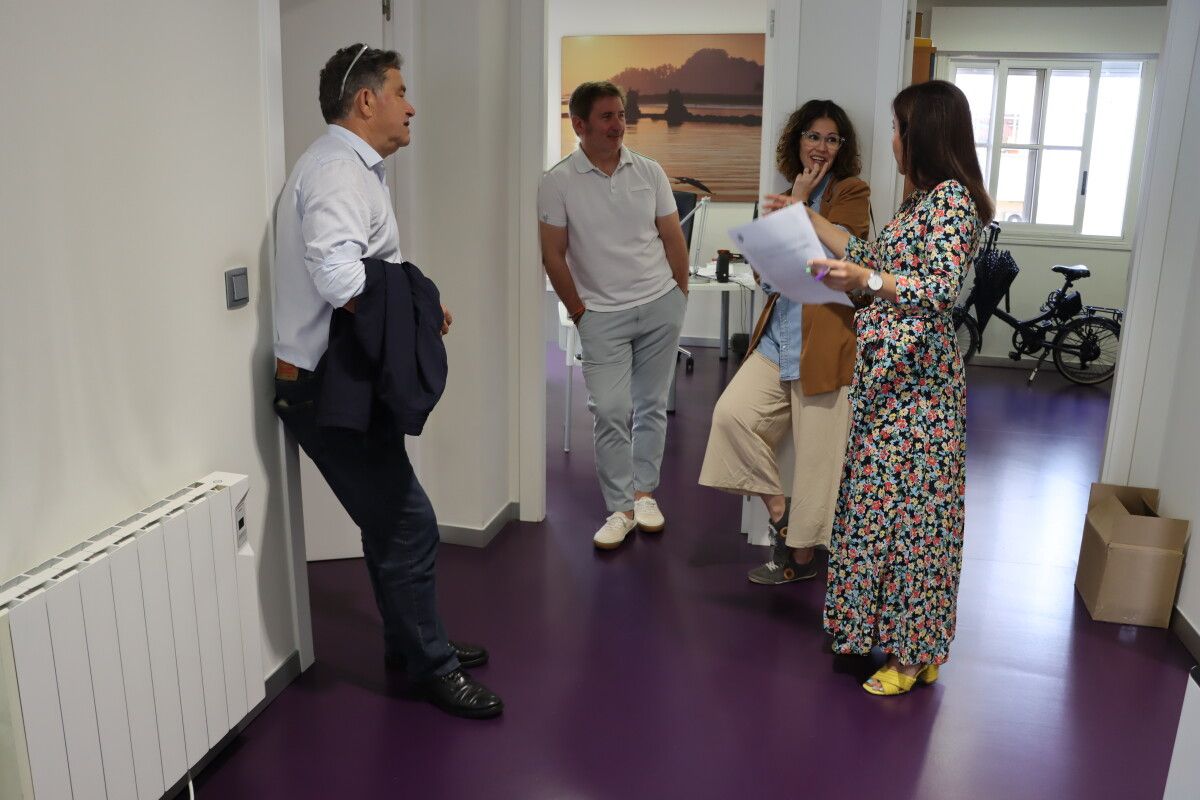 El alcalde inició una jornada de visitas por las dependencias municipales