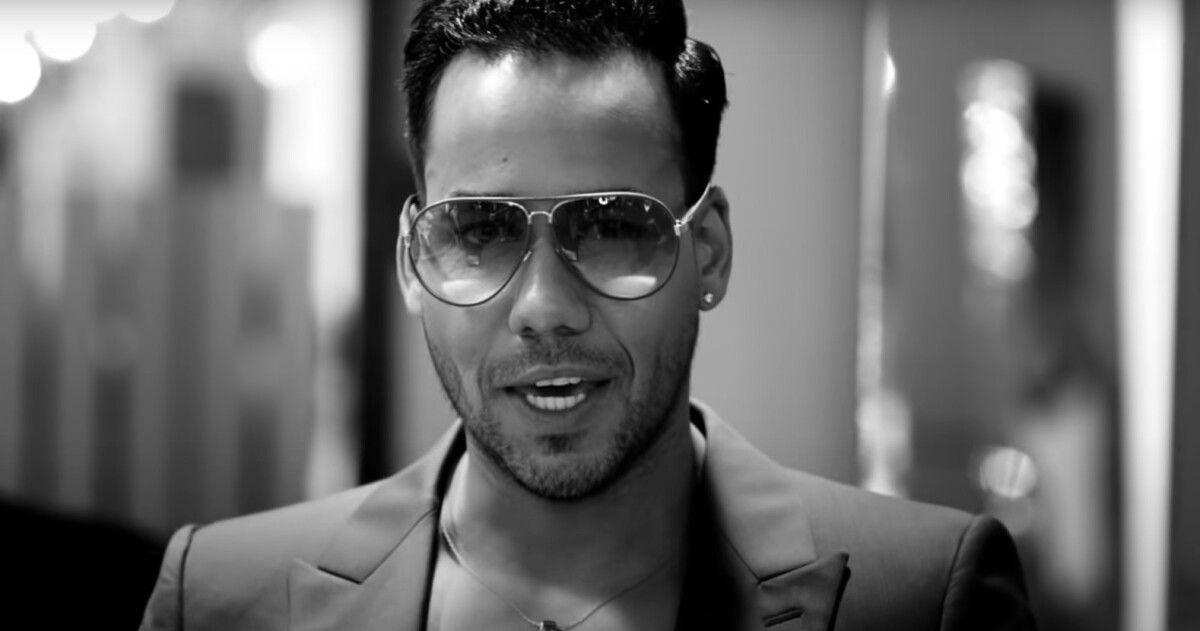 Imagen de un videoclip de Romeo Santos