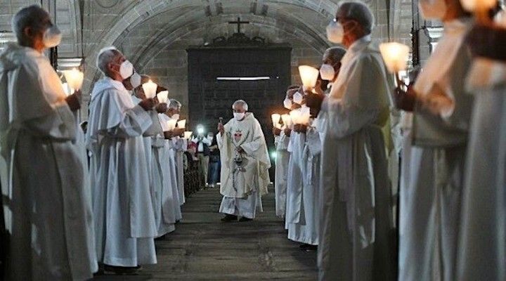 Interpretación da Salve Regina no Mosteiro de Poio