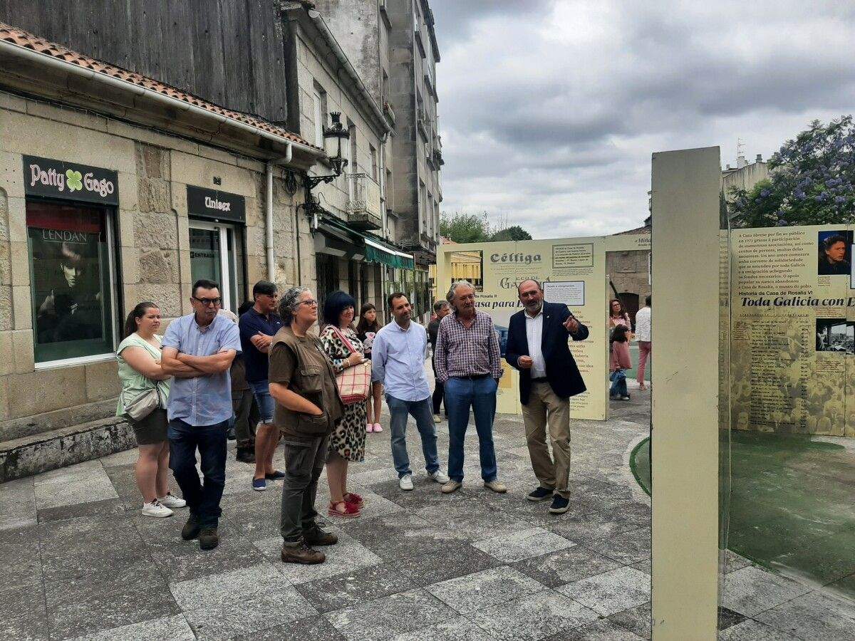 Recala en Caldas de Reis a exposición sobre os 50 anos da Casa de Rosalía