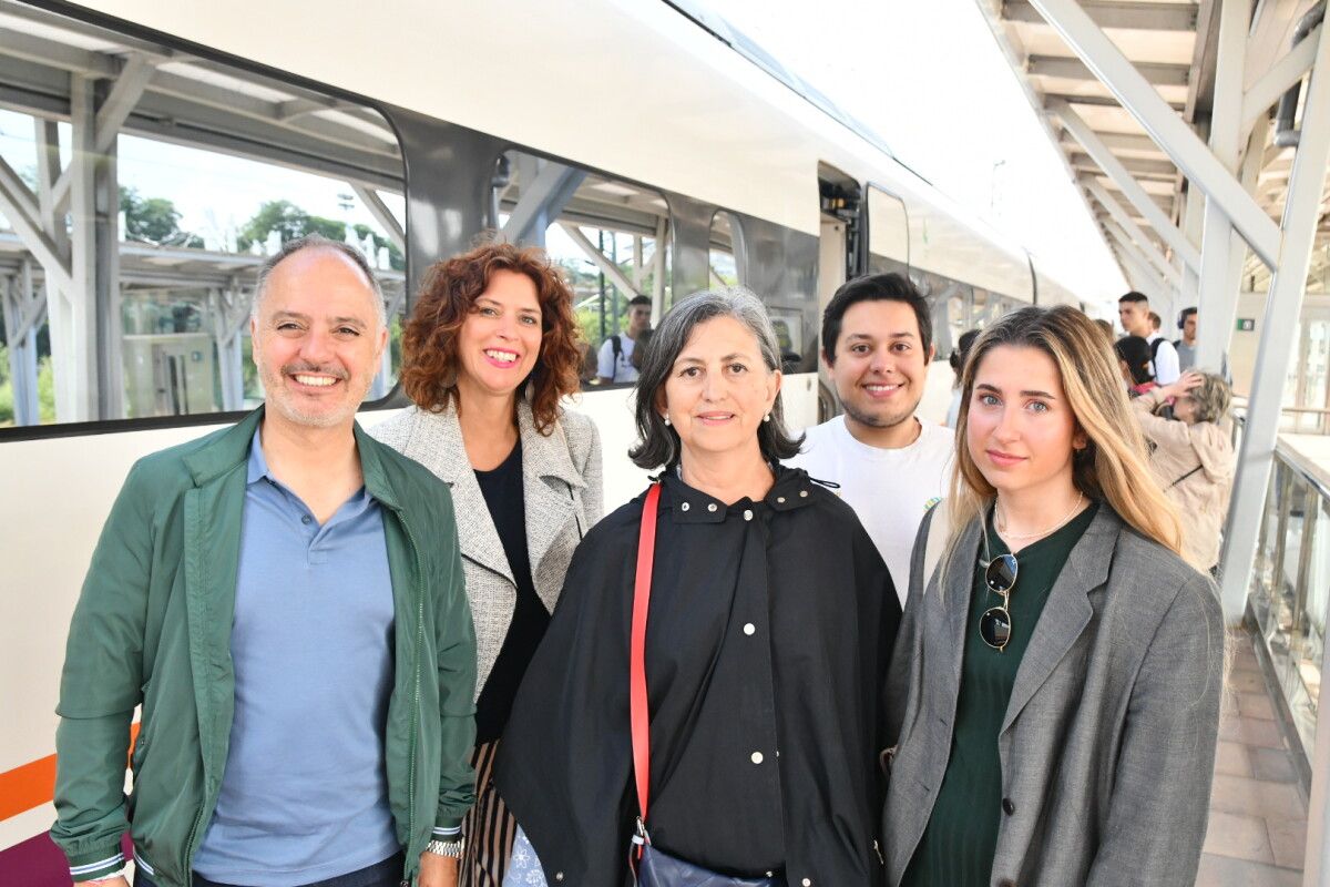 Candidatura socialista na estación do tren