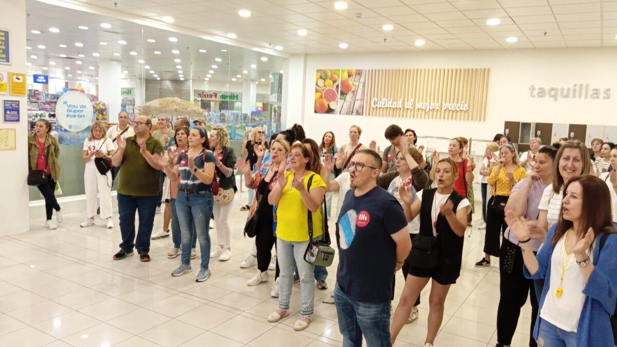 Acción sindical da CIG en supermercados de Vilagarcía