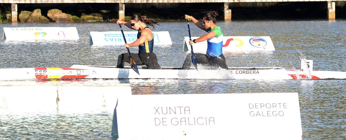 Celebración no encoro de Verducido do selectivo nacional para o mundial de piragüismo de Alemaña