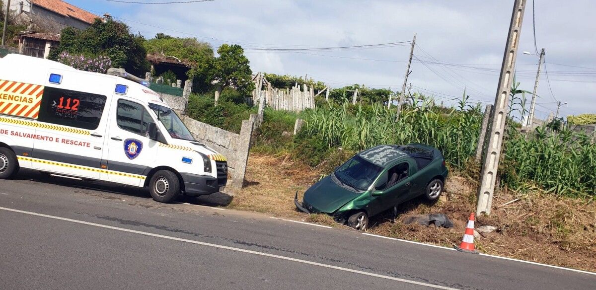 Lugar donde se producía el accidente en la PO-300, en Cambados