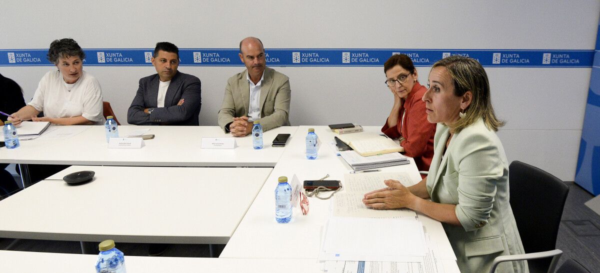 Reunión de representantes de Pontevedra, Poio, Marín, Sanxenxo, Bueu, Vilaboa e Ponte Caldelas coa Xunta e Acuaes