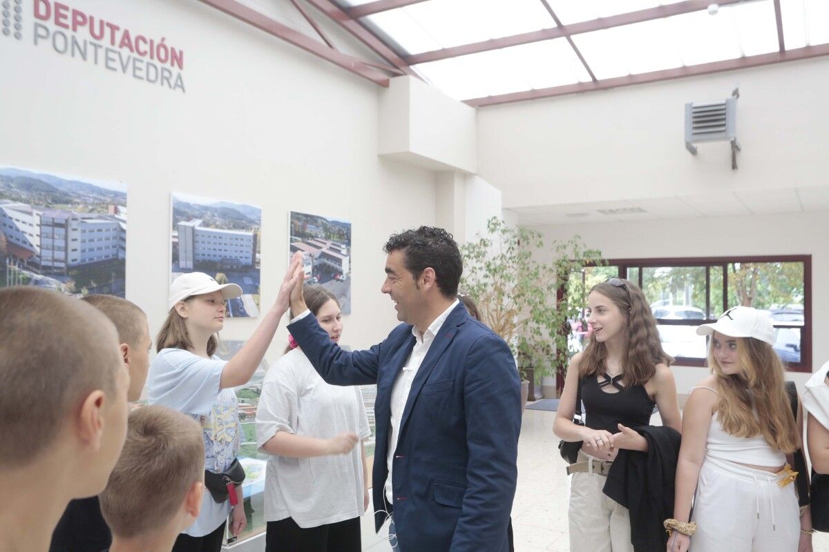 Diez menores de la ciudad ucraniana de Bucha pasarán agosto en Príncipe Felipe