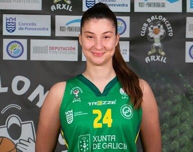 Andrea Glomazic renova co Arxil