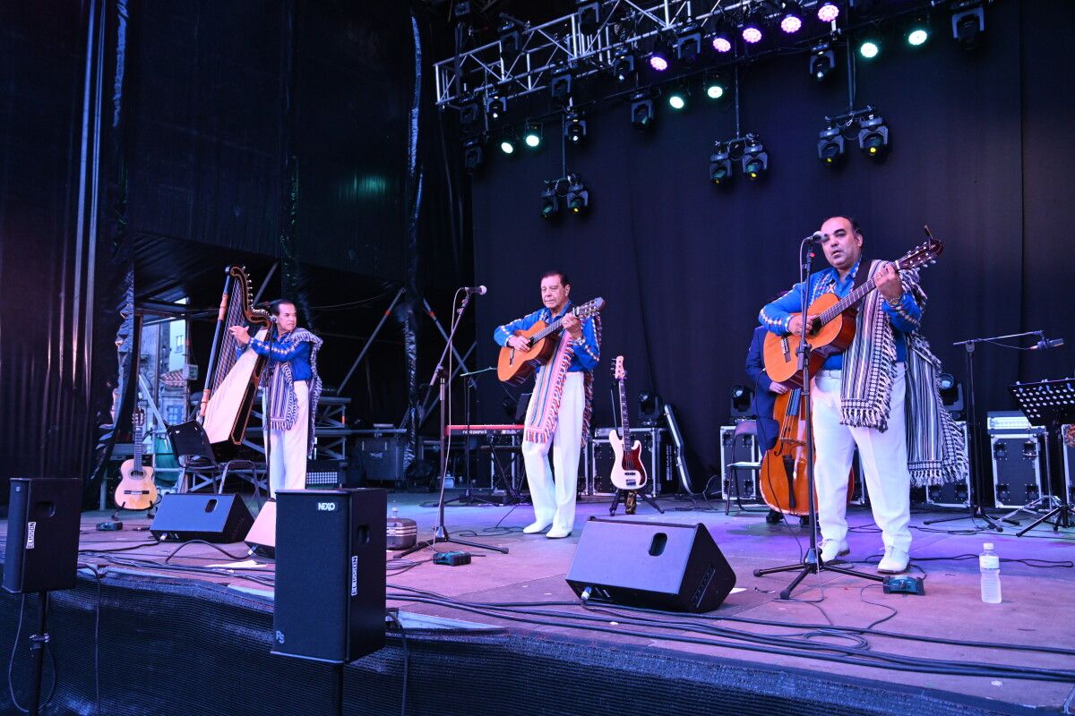 Concerto de Los Tres Soles del Paraguay en A Ferrería 