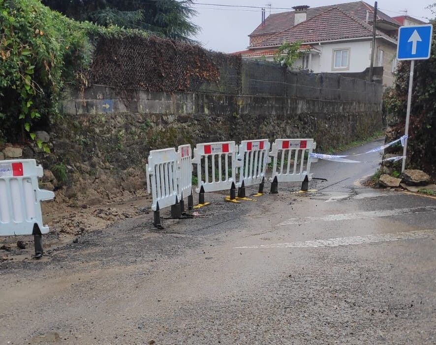 Zona da Rúa Santiña onde quedou atrapado un coche