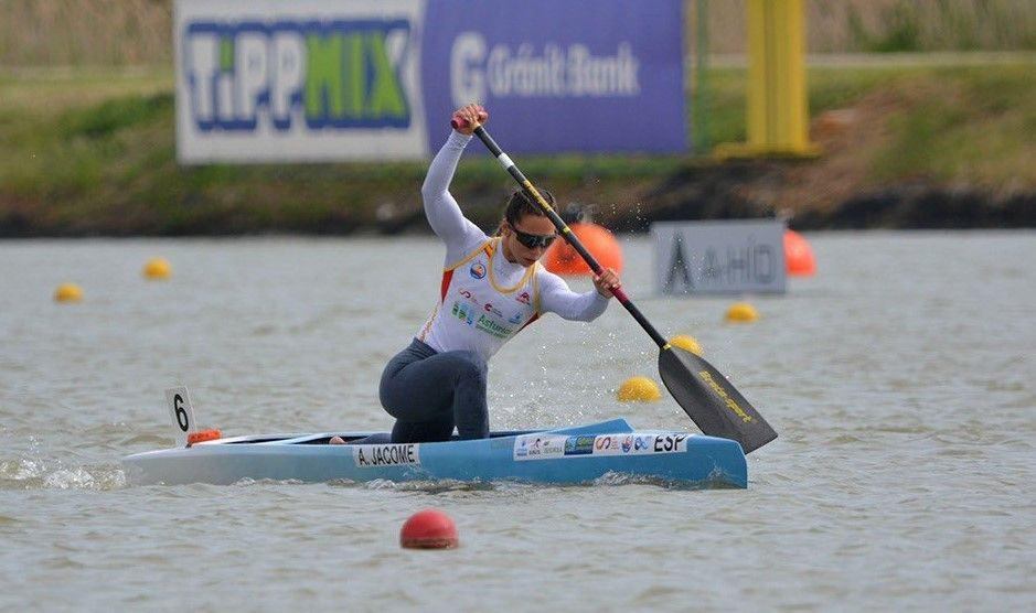 Antía Jácome, na Copa del Mundo de Szeged
