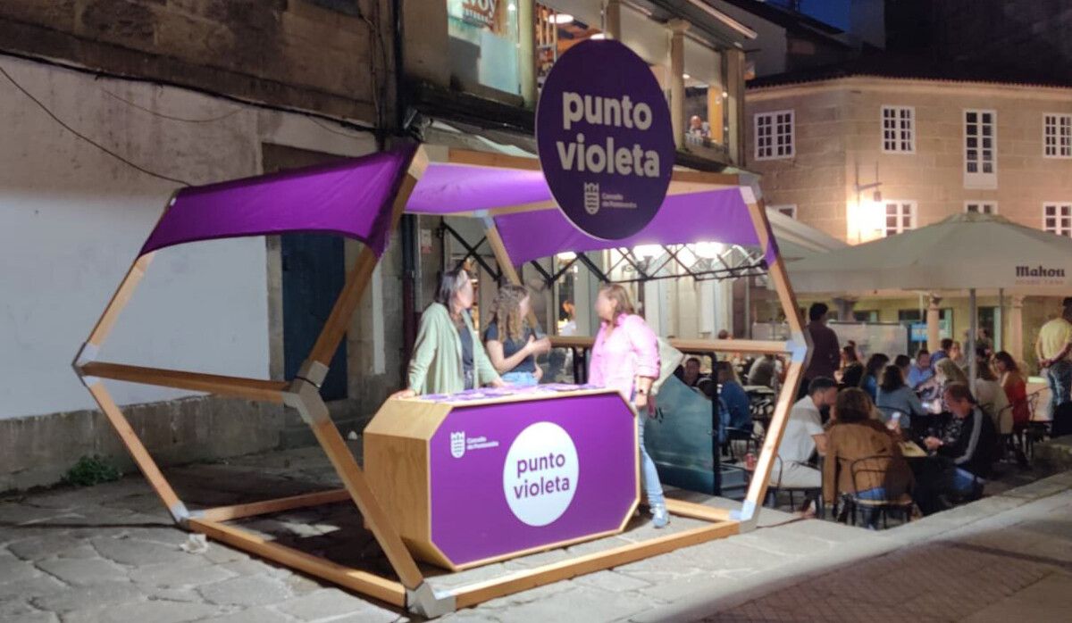 Punto Violeta nas Festas da Peregrina