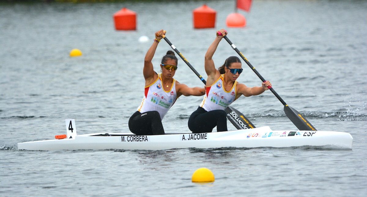 Antía Jácome y María Corbera en el Mundial de Duisburgo