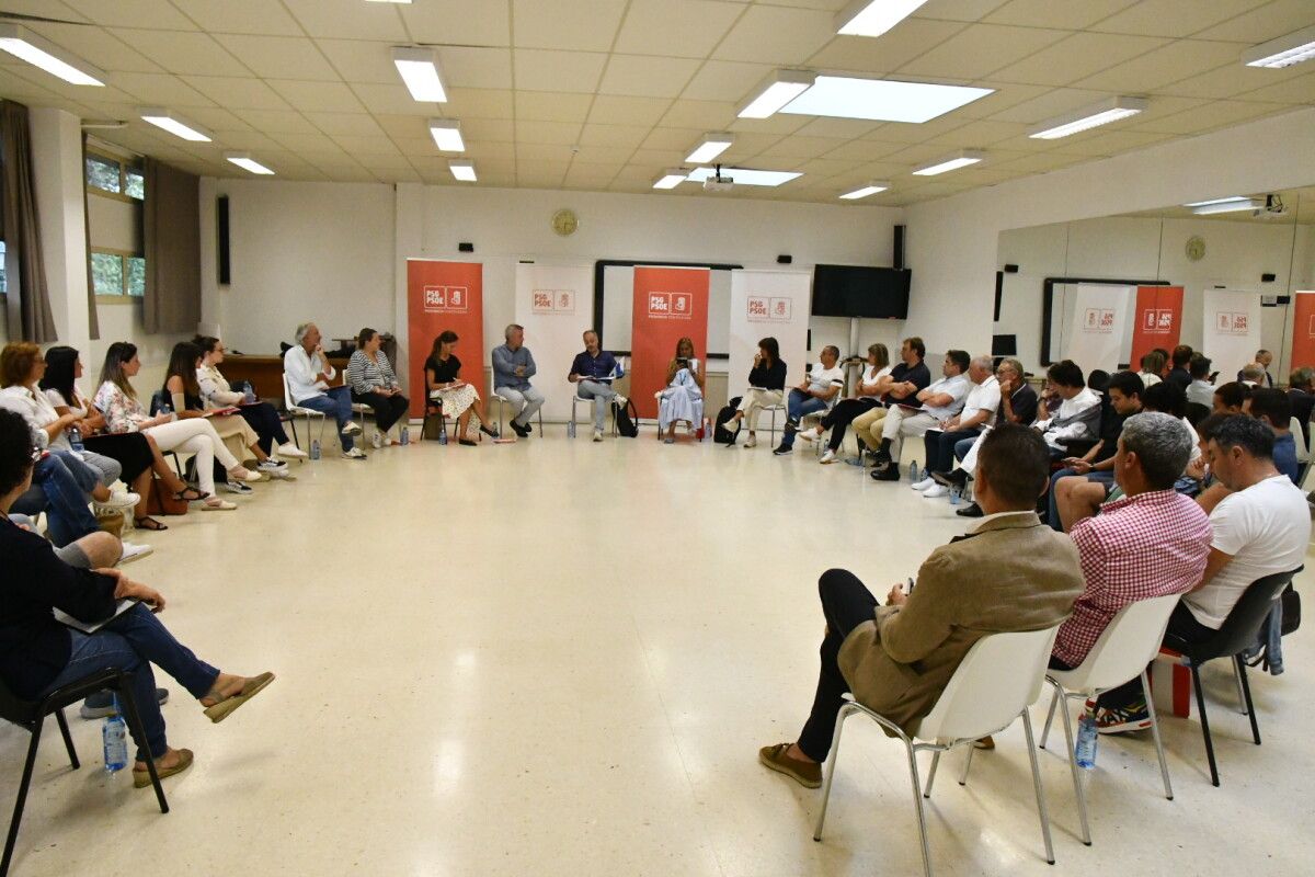 Primera reunión de la Ejecutiva provincial del PSdeG-PSOE en el inicio del nuevo curso político