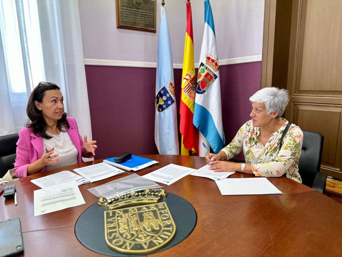 Sinatura das axudas municipais ás distintas asociacións benéficas