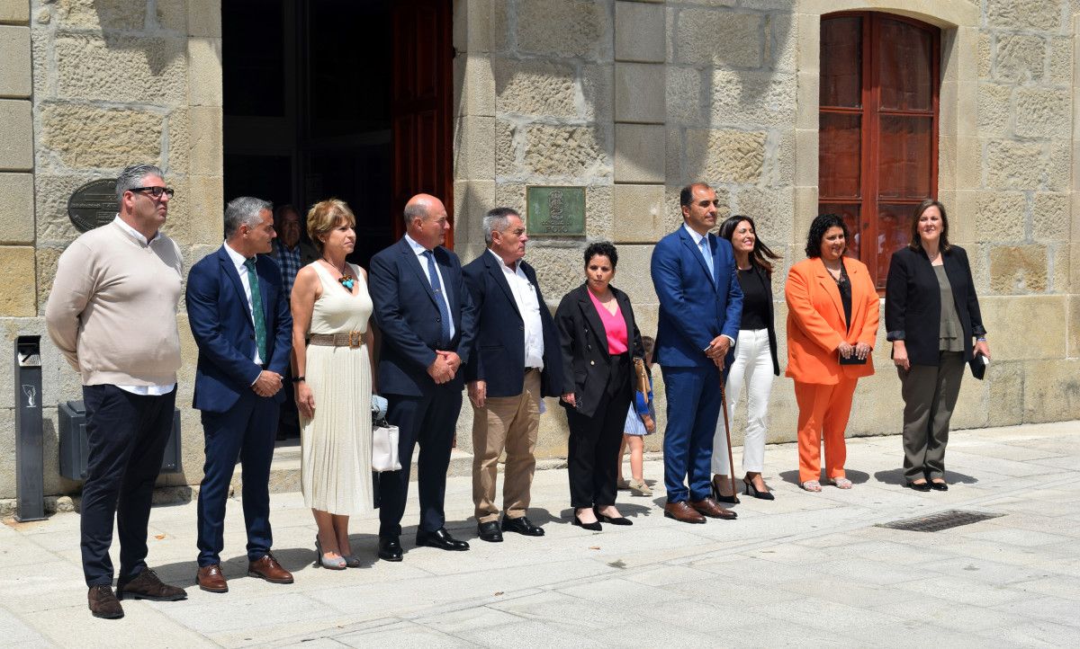 El alcalde de Poio, Ángel Moldes con los concejales del gobierno local