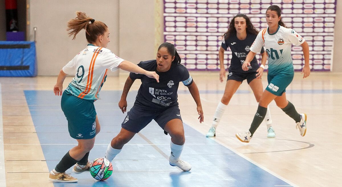 Partido de liga entre Marín Futsal e STV Roldán na Raña