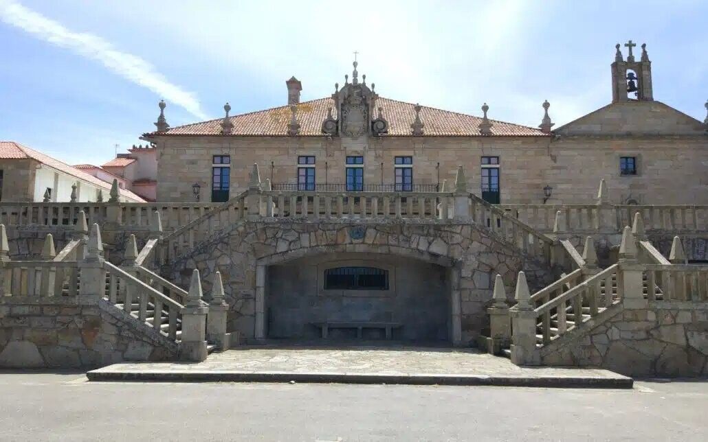 Pazo de Montesacro, asilo de Cambados