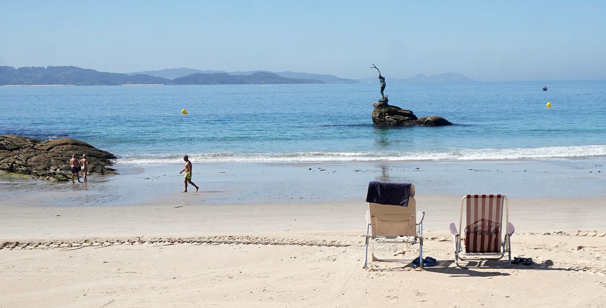 Xornada de sol na praia de Silgar