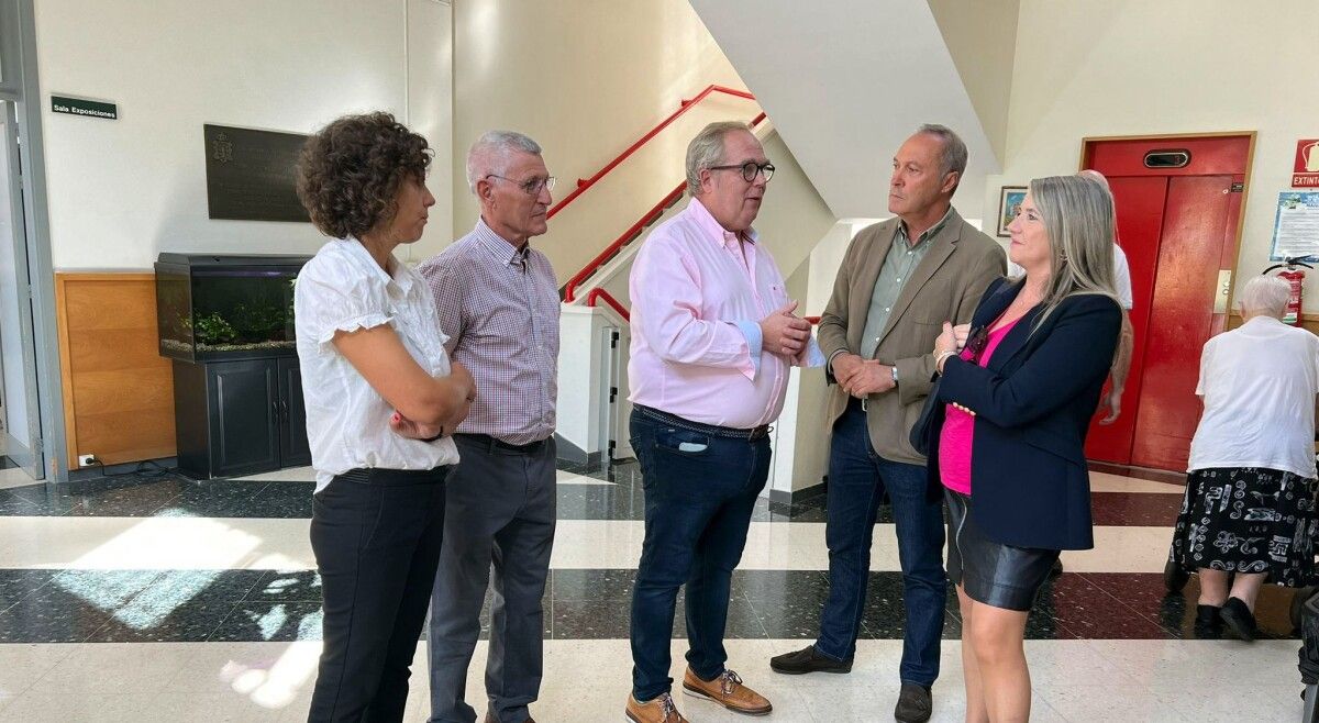 Usuarios de Down Pontevedra realizan prácticas na Residencia de Maiores de Campolongo