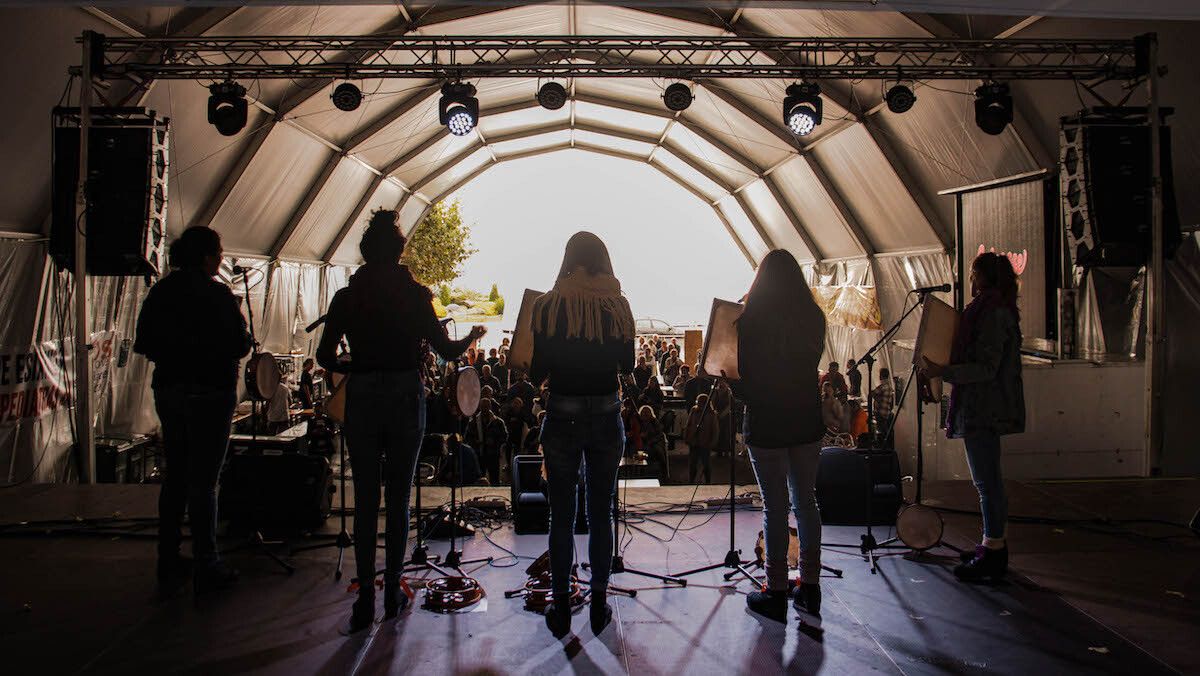 Festival solidario "Nos seus pés", no Grove