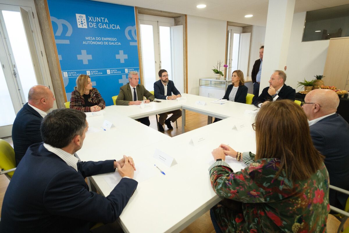 Alfonso Rueda participa na Mesa do Autónomo