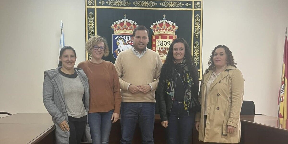 Cubela coas representantes da ANPA de Tenorio
