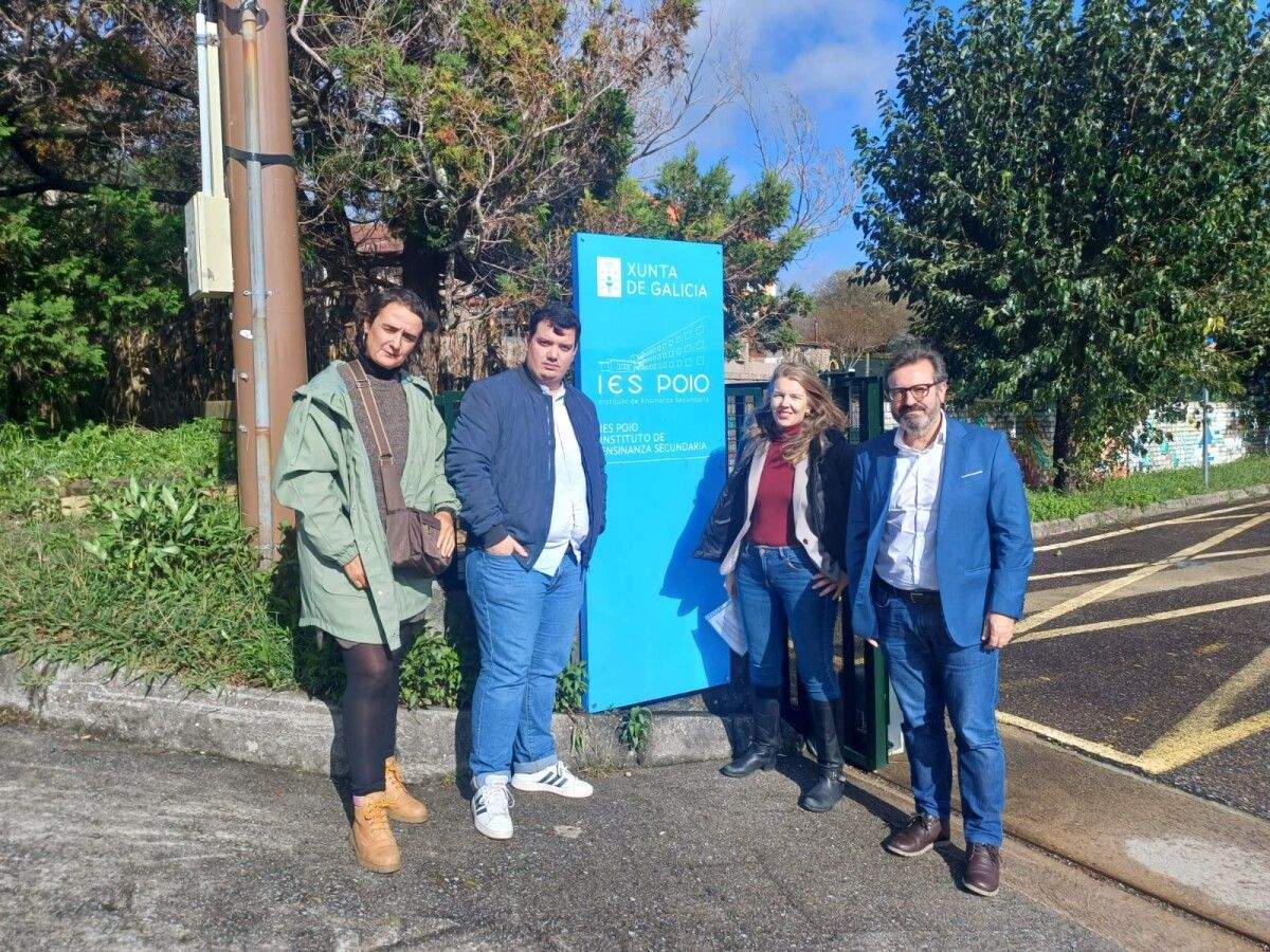 O BNG de Poio recolle sinaturas demandando melloras urxentes no transporte regular
