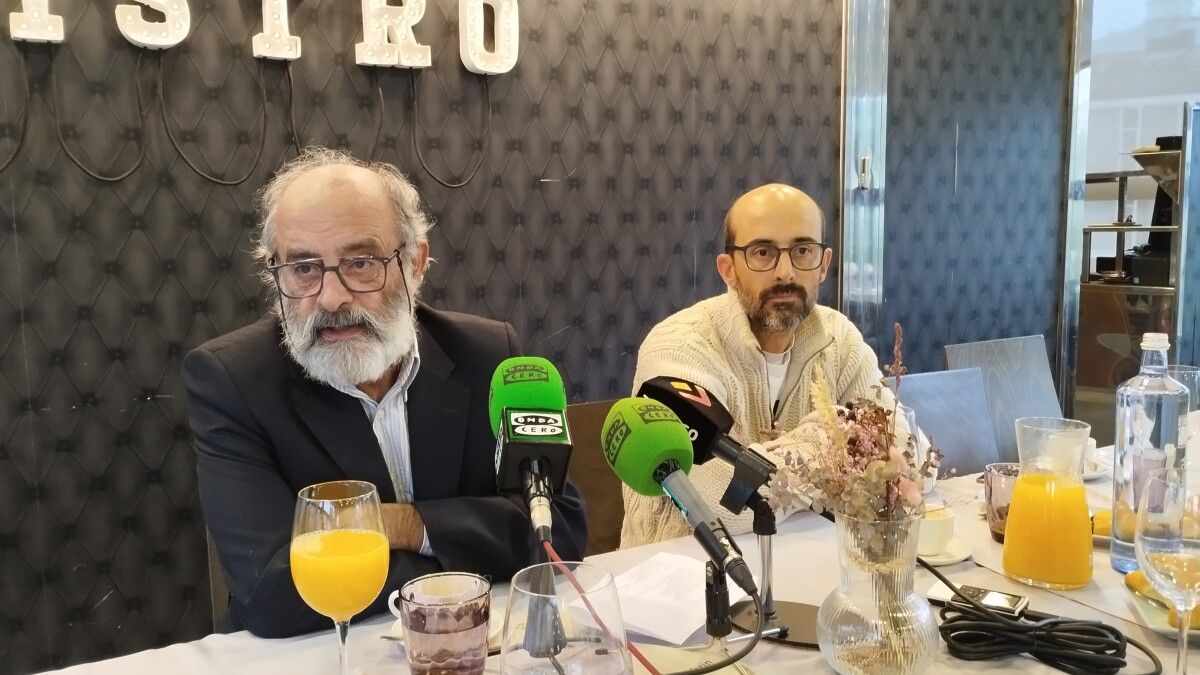 Francisco Hernández e Antón Hernández, presidente e xerente do CCD Sanxenxo