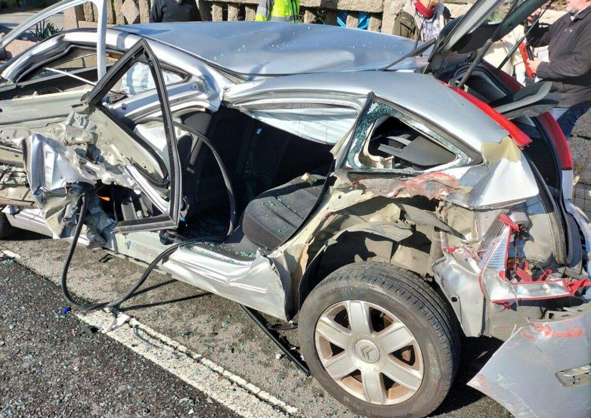 O turismo implicado no accidente de Sisán