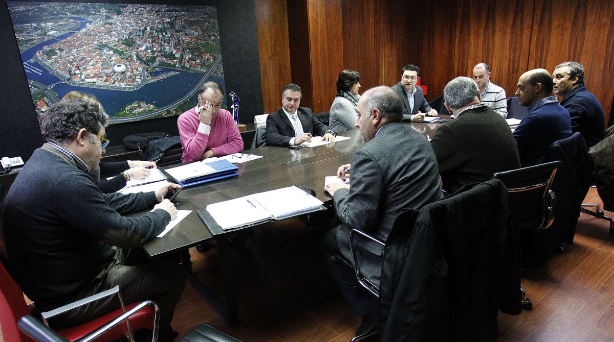 Reunión de la comisión de seguimiento de las obras del nuevo abastecimiento de agua