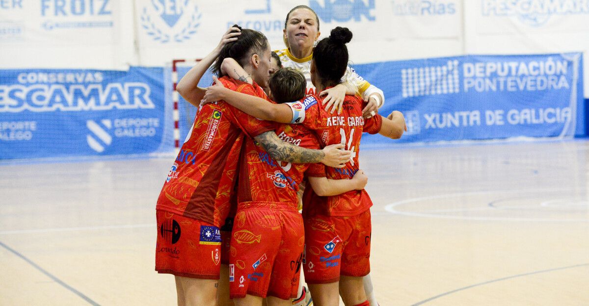 Partido de liga entre Poio Pescamar y Alcorcón  en A Seca