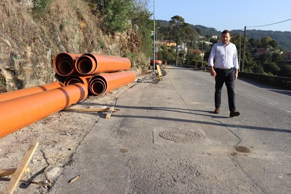 Jorge Cubela visita as obras na travesía interior de Tenorio