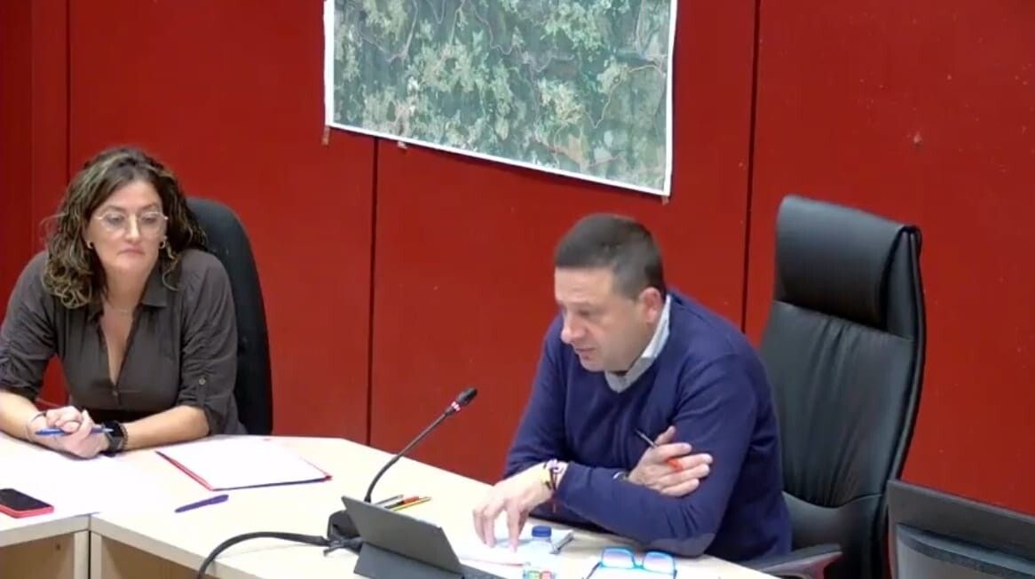 Intervención do alcalde Manuel Campos durante o Pleno
