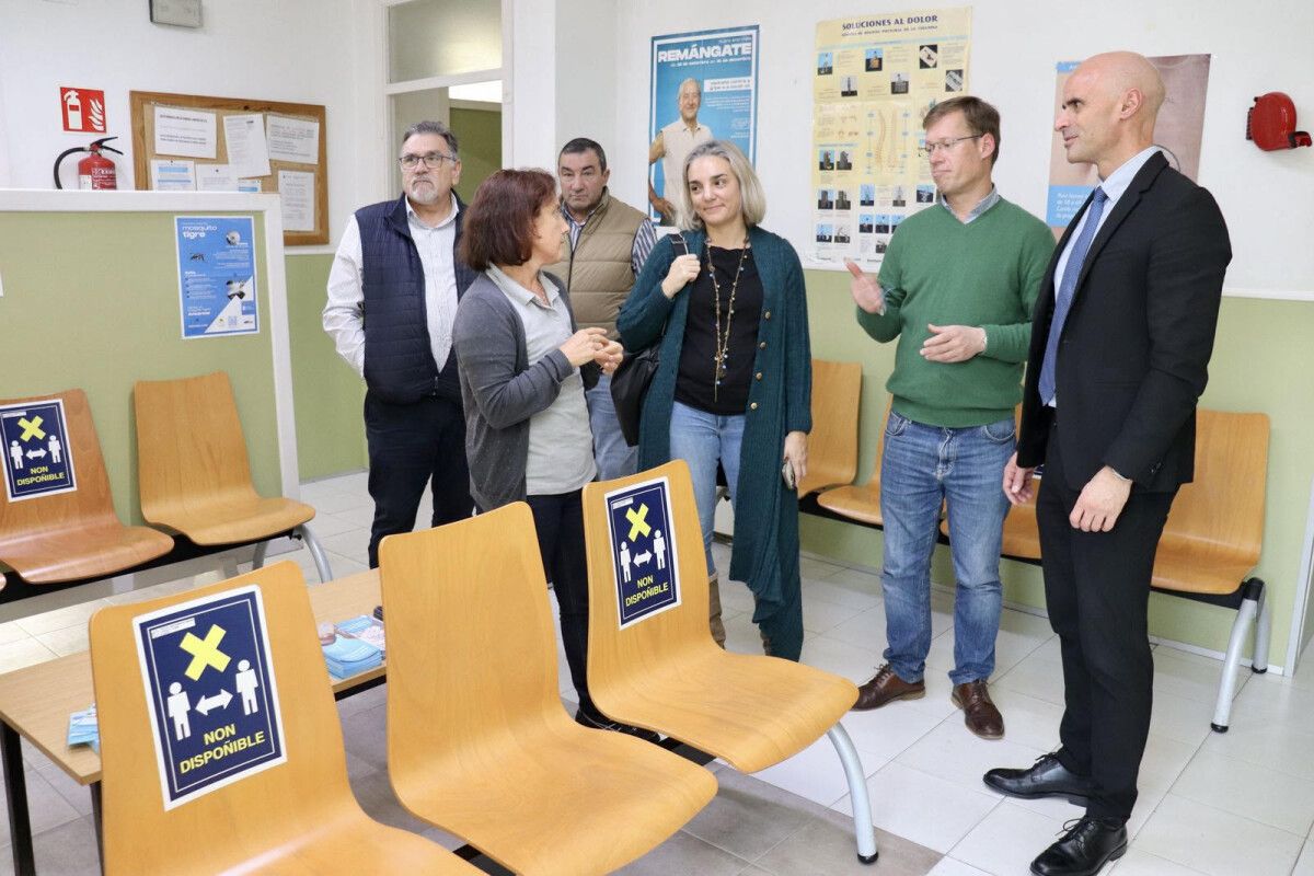 Reunión del gerente del área sanitaria con el alcalde de A Lama