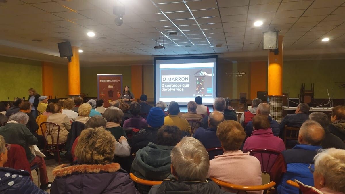 Charla sobre el contenedor marrón en Sanxenxo