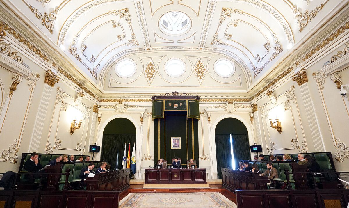 Pleno da Deputación de Pontevedra