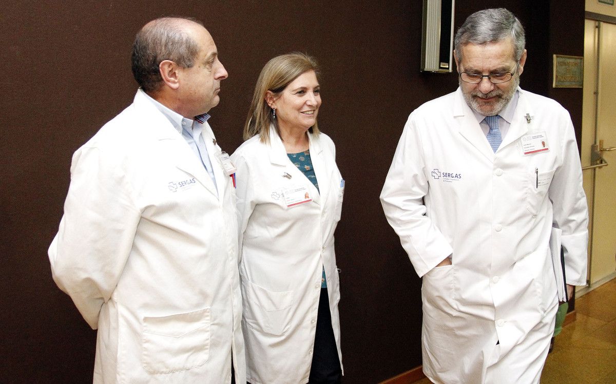 José Seco, Isabel Pérez y José Manuel González en la presentación del balance de actividad 2014 en Pontevedra y O Salnés