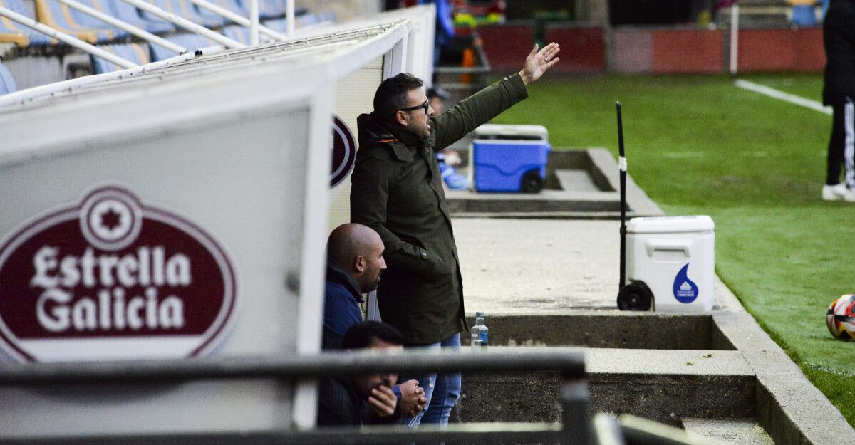 Yago Iglesias, en el partido de liga entre Pontevedra CF y Compostela en Pasarón